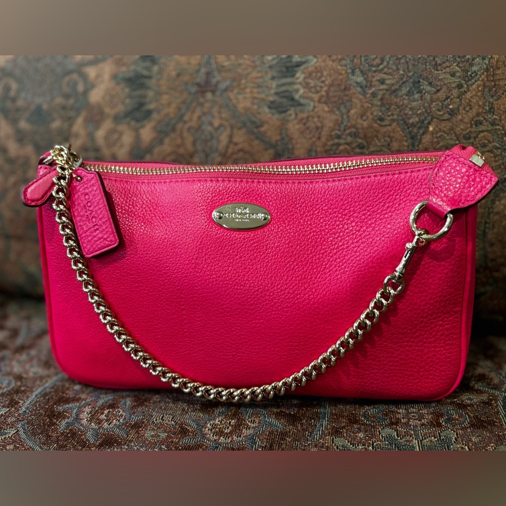 Coach  hotPink Leather Shoulder Bag with chain#10x6)long 12”)
